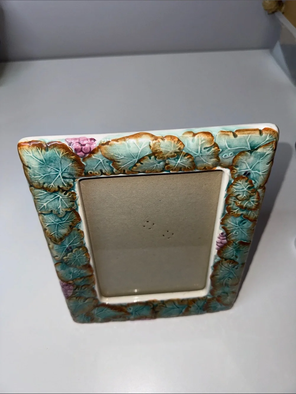 Terragrafics Ceramic Grapevine Picture Frame – Vintage Tabletop Decor